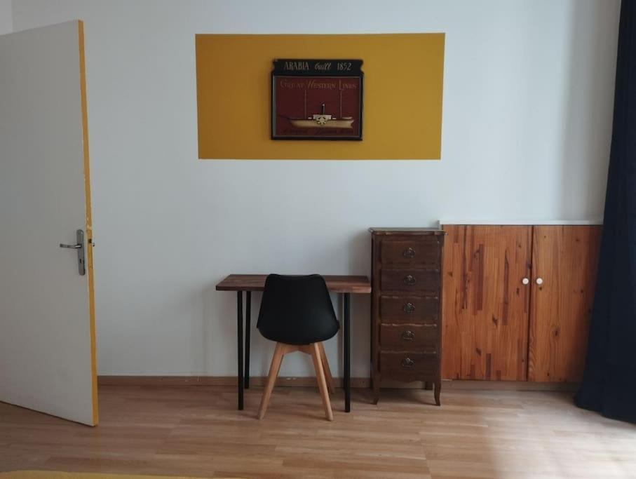 Appartement En Plein Centre. Carpentras Εξωτερικό φωτογραφία